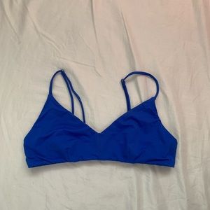 Soft volcom bikini top (Small)